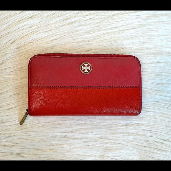 Tory Burch Red Two Tone Zipper Wallet - Picture 2 of 6